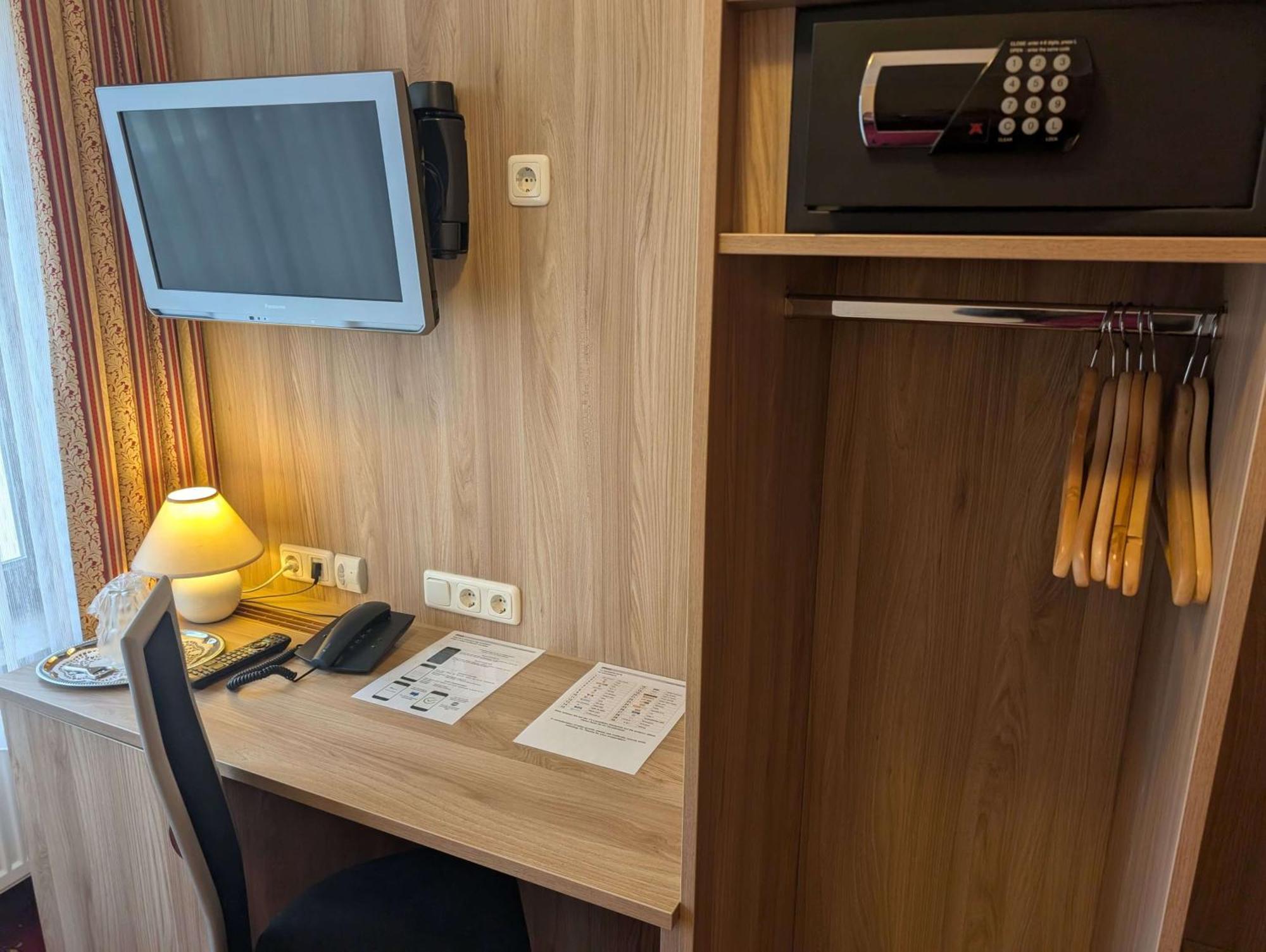 Stadthotel Augsburg Dış mekan fotoğraf